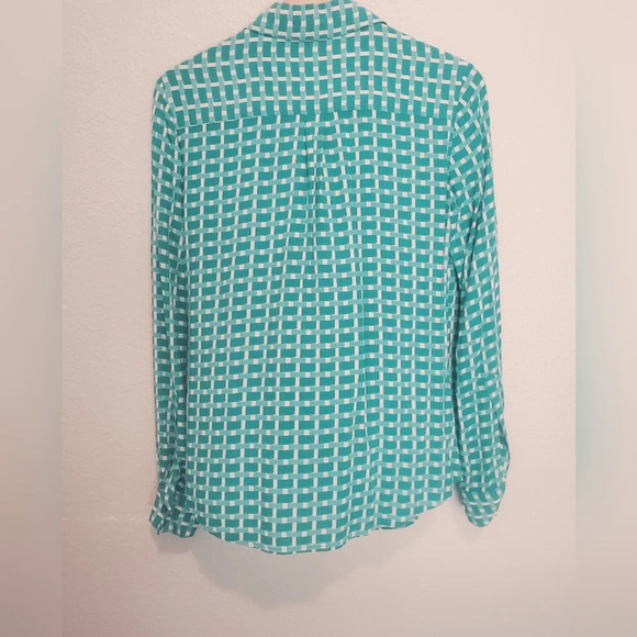 💚5/$25 NWT Cremieux Plaid Geometrical Print Roll Tab Sleeve Button Up Shirt XS - Picture 2 of 5